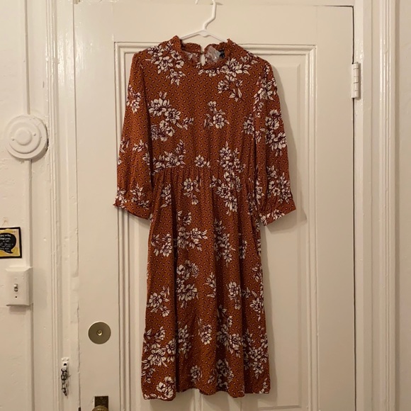Roolee Dresses & Skirts - High-neck, Floral Roolee Dress w/ Pockets!